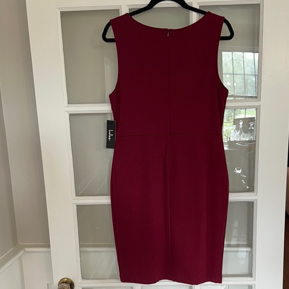 Lulu's Watch for Curves Wine Red V-Neck Sleeveless Bodycon Mini Dress - Picture 4 of 4